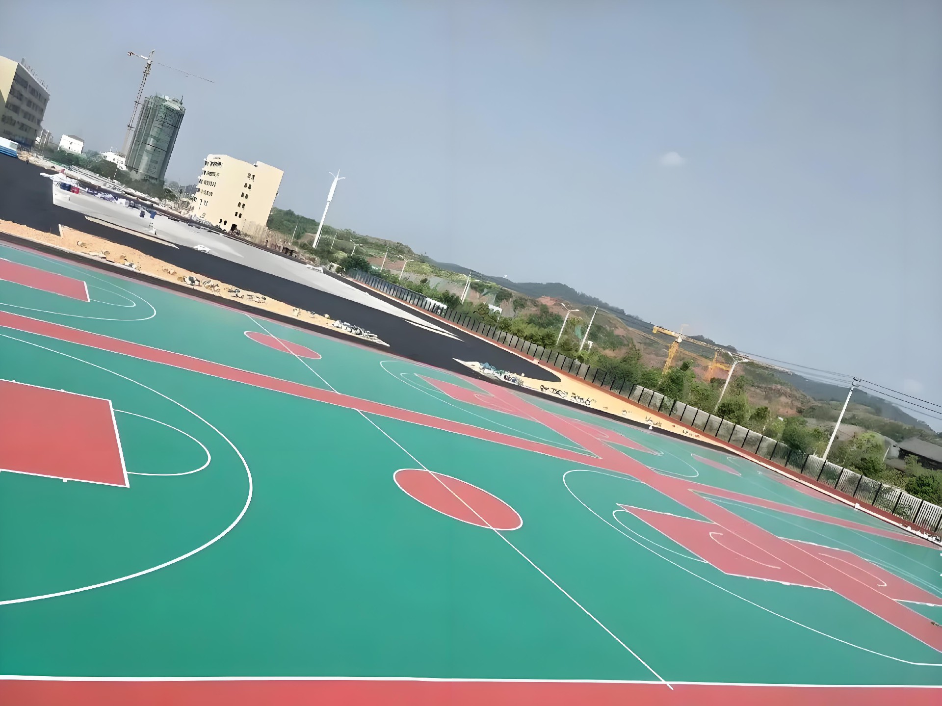 硅PU籃球場(chǎng)